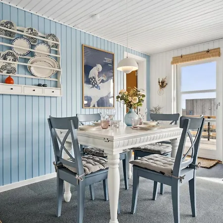 Dagh - 100m From The Sea By Interhome